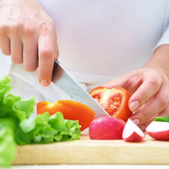 Основни правила за рязане с нож за начинаещи