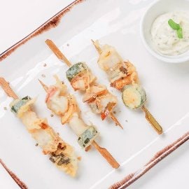 Шишче от риба меч в портокалова панировка с майонеза Шишче от риба меч в портокалова панировка с майонеза