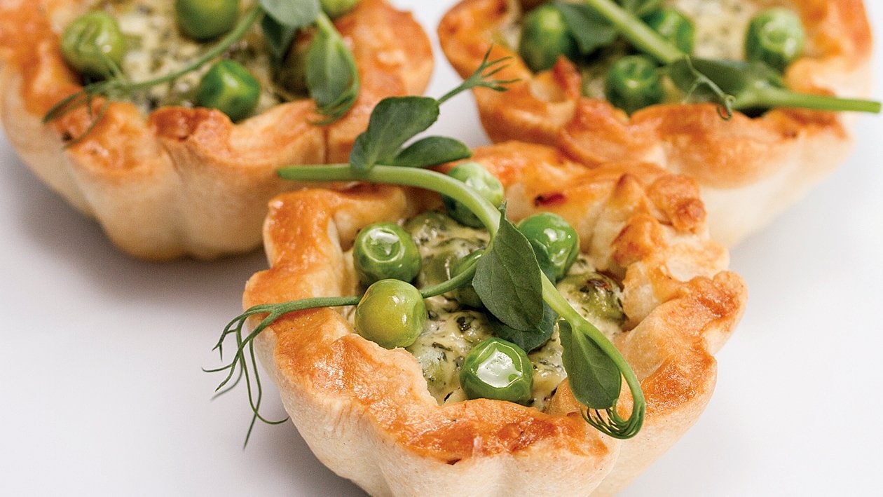 Тарталети с крема сирене с грах и мента - Рецепта